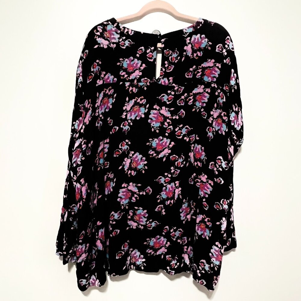 Lane Bryant Womens Bell Sleeve Blouse 22 Floral Dark Cottagecore Flowy Romantic - Picture 2 of 9